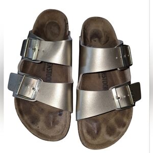 Birkenstock Arizona Metallic Gold Double Strap Sandals Women's Size 38 Or 7.5